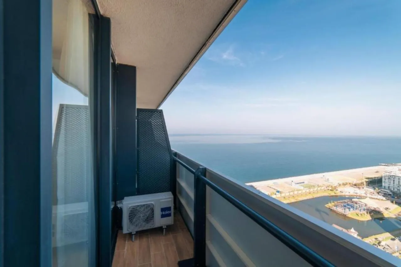 Come A Lot Aparthotel 바투미