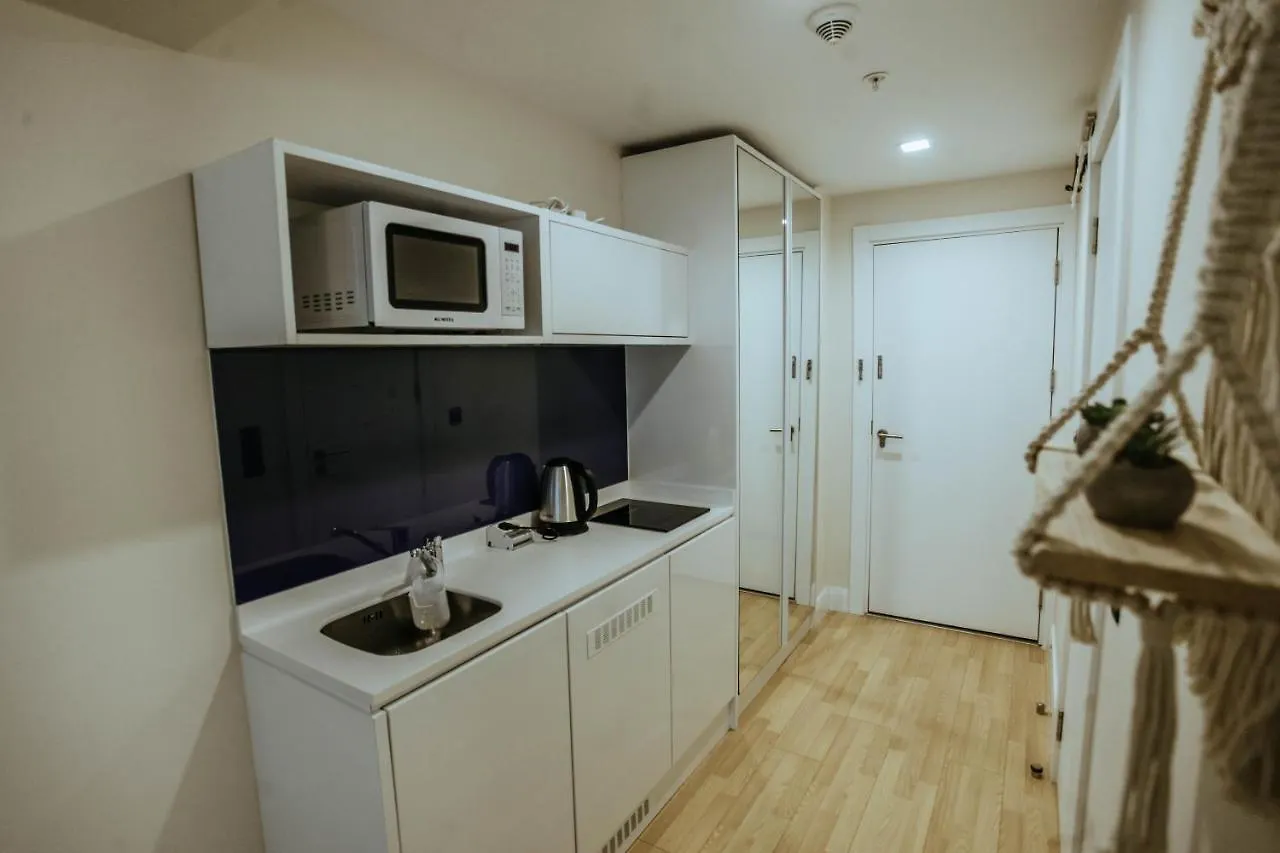 Come A Lot Aparthotel 바투미